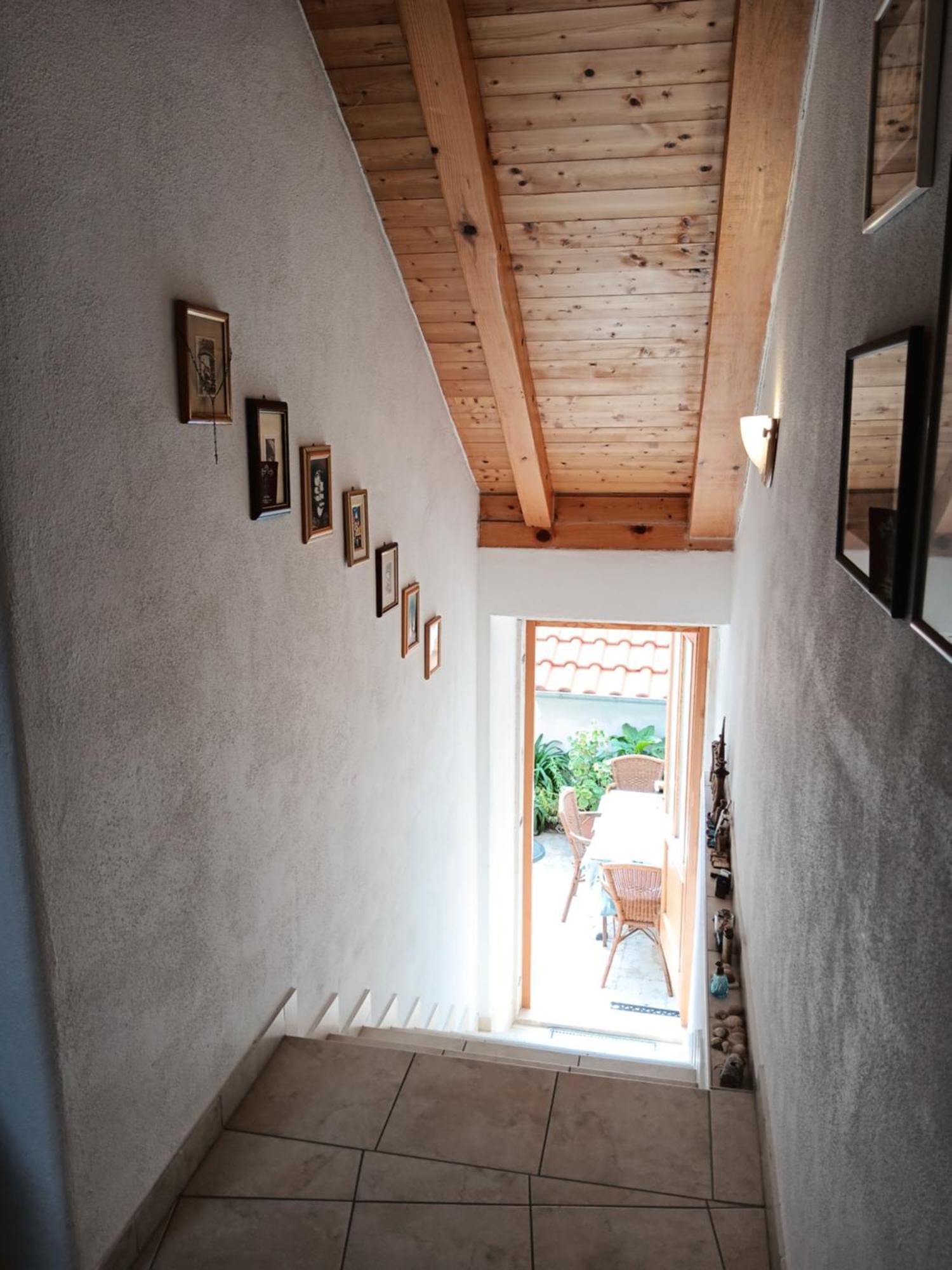 Guest House Lucijo Vrboska Zimmer foto