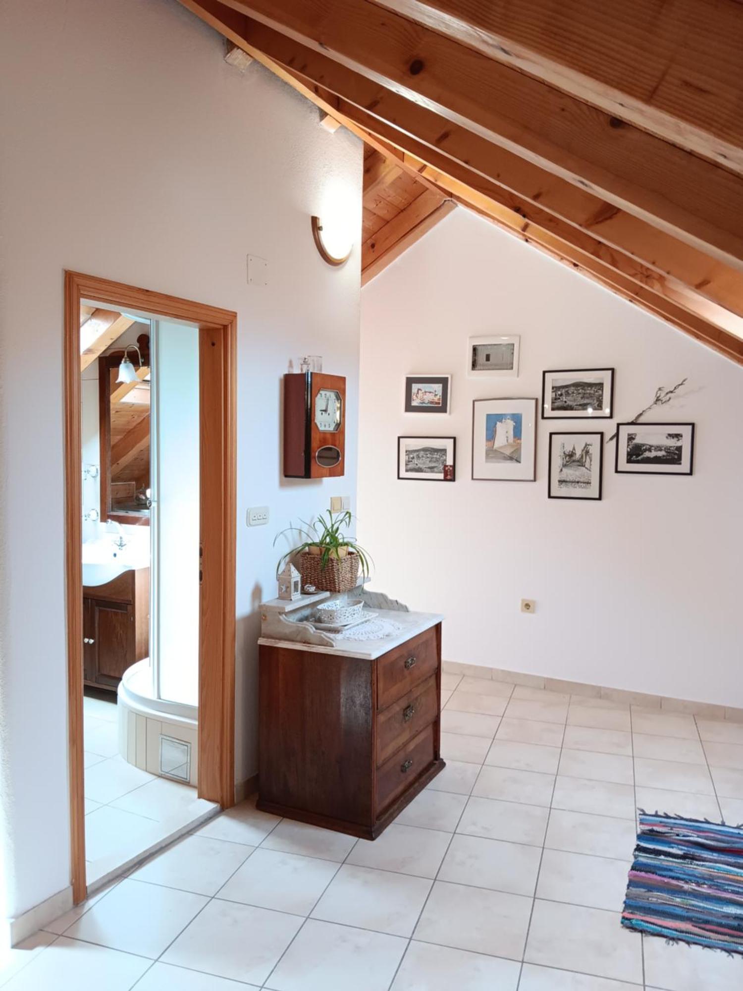 Guest House Lucijo Vrboska Zimmer foto